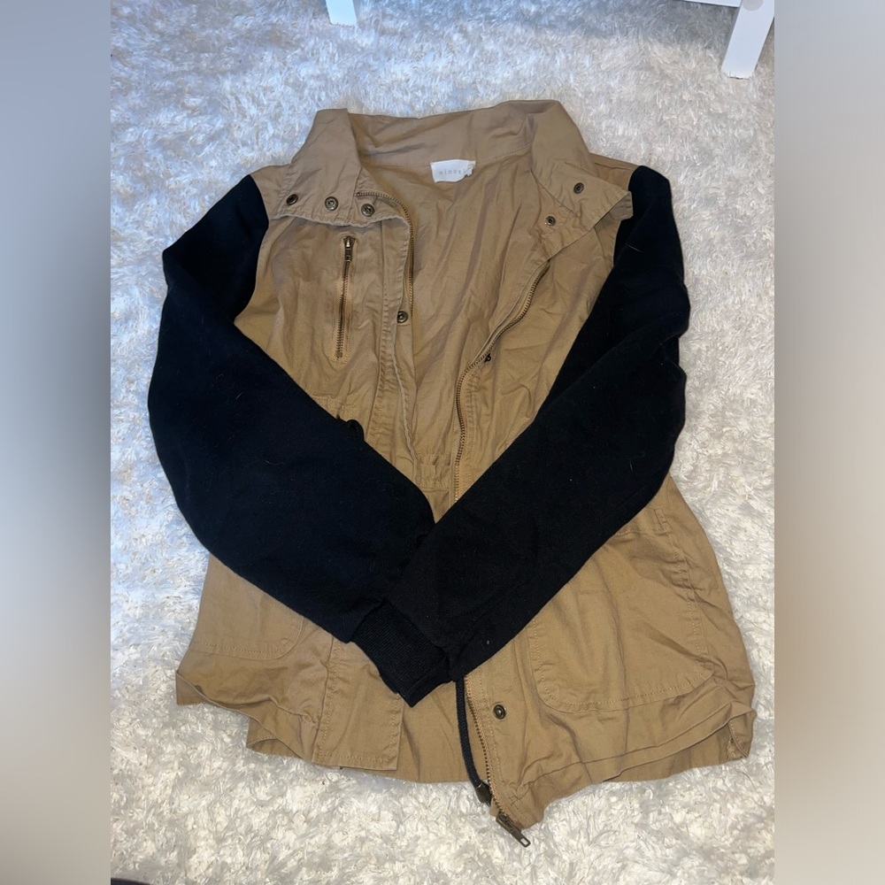 Ninexis jacket